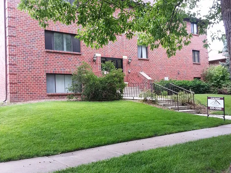 2935 Q St — Photo 1