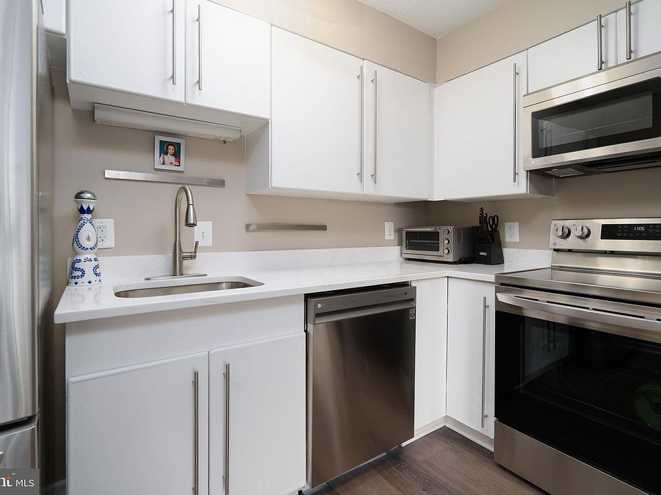 1st image of 2111 Wisconsin Ave NW APT 512