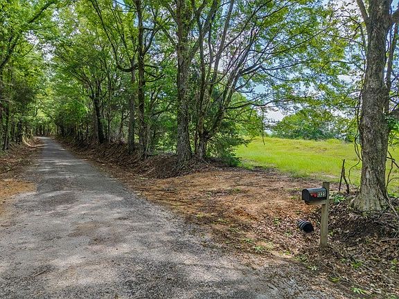 2nd image of 1172 Jeff Sanders Rd
