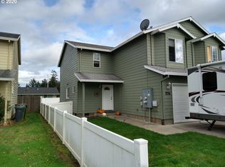 576 N 9th St, Saint Helens, OR 97051