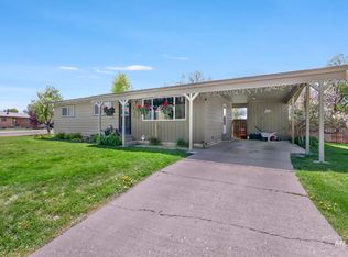 321 Dennis Dr, Burley, ID 83318