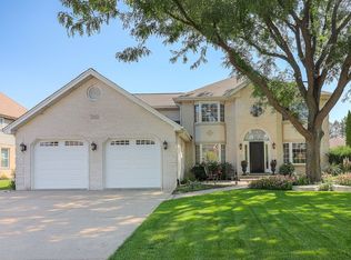 1369 Notre Dame Dr, Lemont, IL 60439