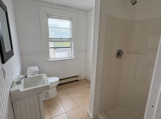 18 Summer St FLOOR 2, Westerly, RI 02891