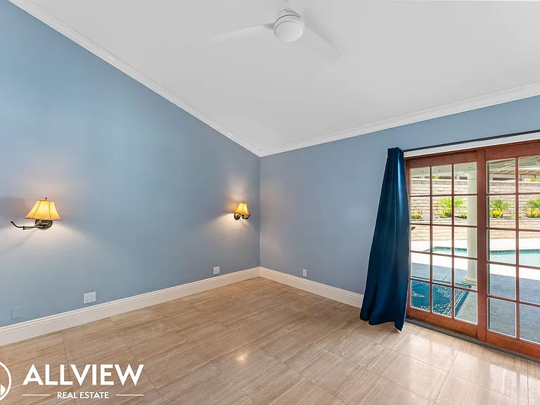 24911 Luton St — Photo 13