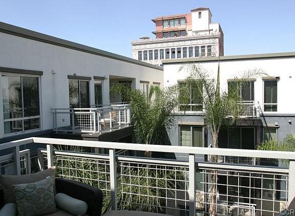 5th image of 150 The Promenade N Unit 512