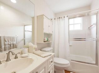 300 Galen Dr APT 201, Key Biscayne, FL 33149