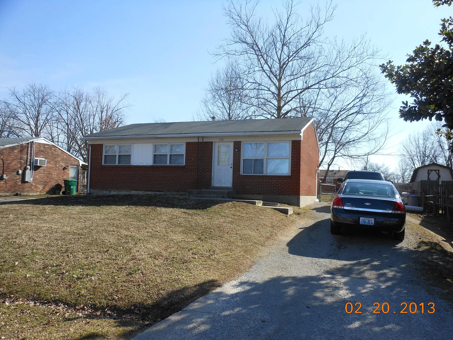 3 bed, 900 sqft, $1,199 — Photo 1