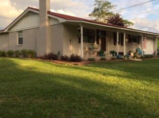 157 Pine Dr, Laurel, MS 39443