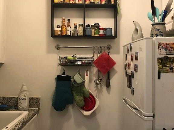 3rd image of 420 E 82nd St APT 3e