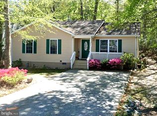 304 Ocean Pkwy, Ocean Pines, MD 21811