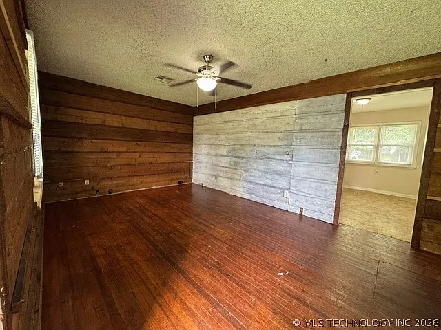 600 W 14th St — Photo 4