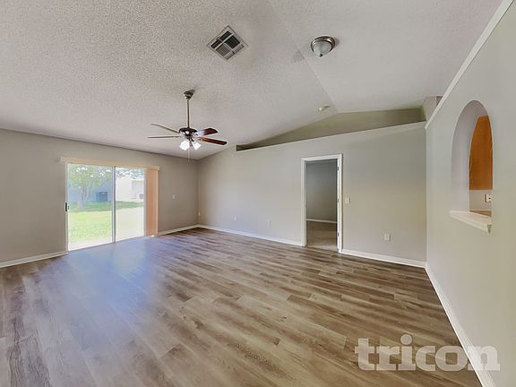 3rd image of 10414 Song Sparrow Ln