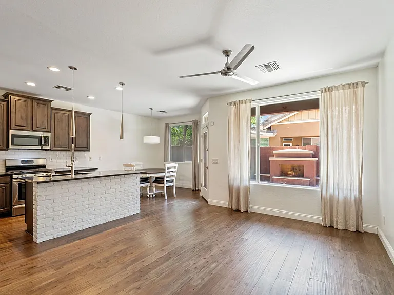 3453 E Palo Verde St — Photo 16