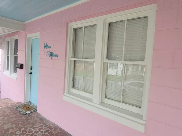 915 W 42nd St, Savannah, GA 31415