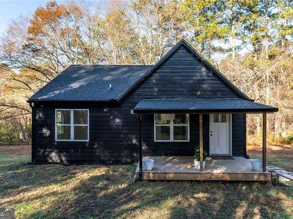 5125 Kent Rock Rd, Loganville, GA 30052