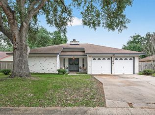 2809 El Camino St, Bay City, TX 77414