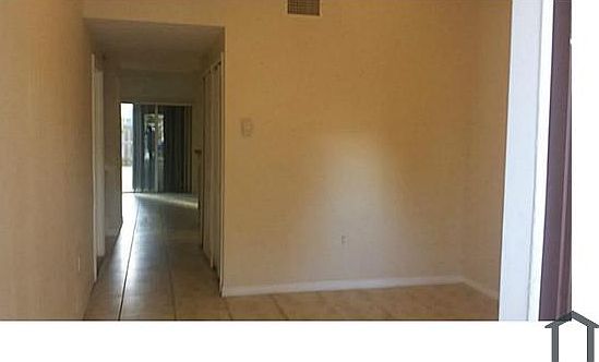 4th image of 627 SW 10th St