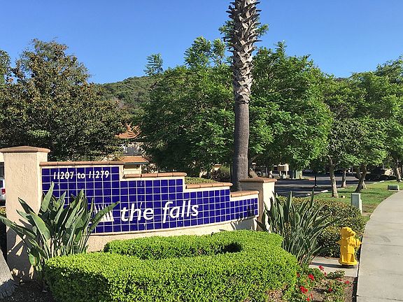 5th image of 11215 Avenida De Los Lobos Unit H