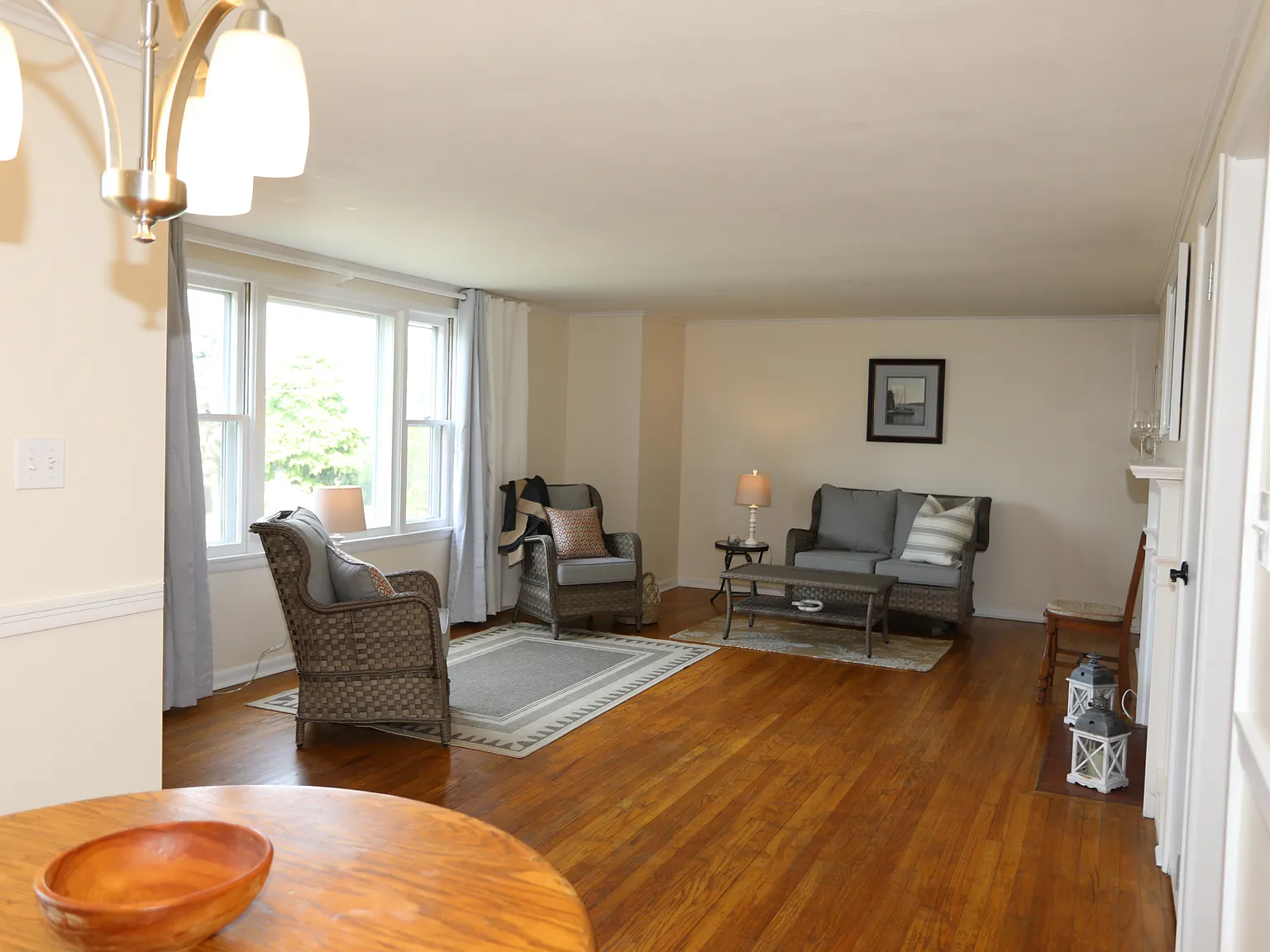 2 bed, 1016 sqft, $2,600 — Photo 4
