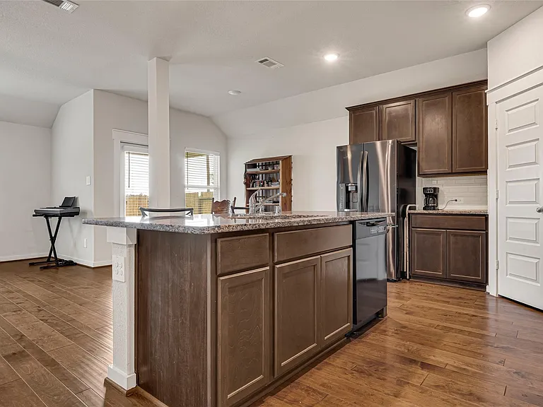 30280 Kingston Heath Dr — Photo 6