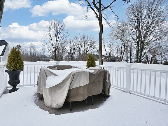 5th image of 182 King Rd