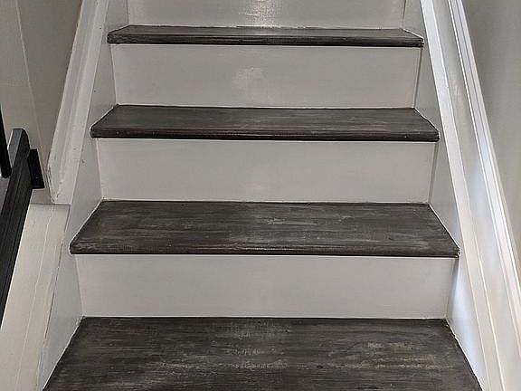 4th image of 270 Oakleigh Woods Dr