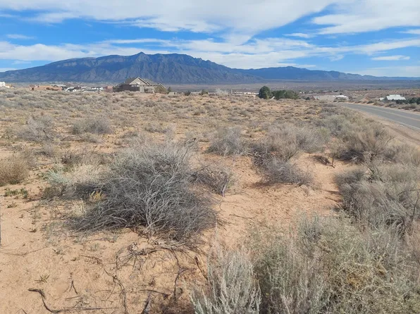 2015 San Pablo Rd NE, Rio Rancho, NM 87144