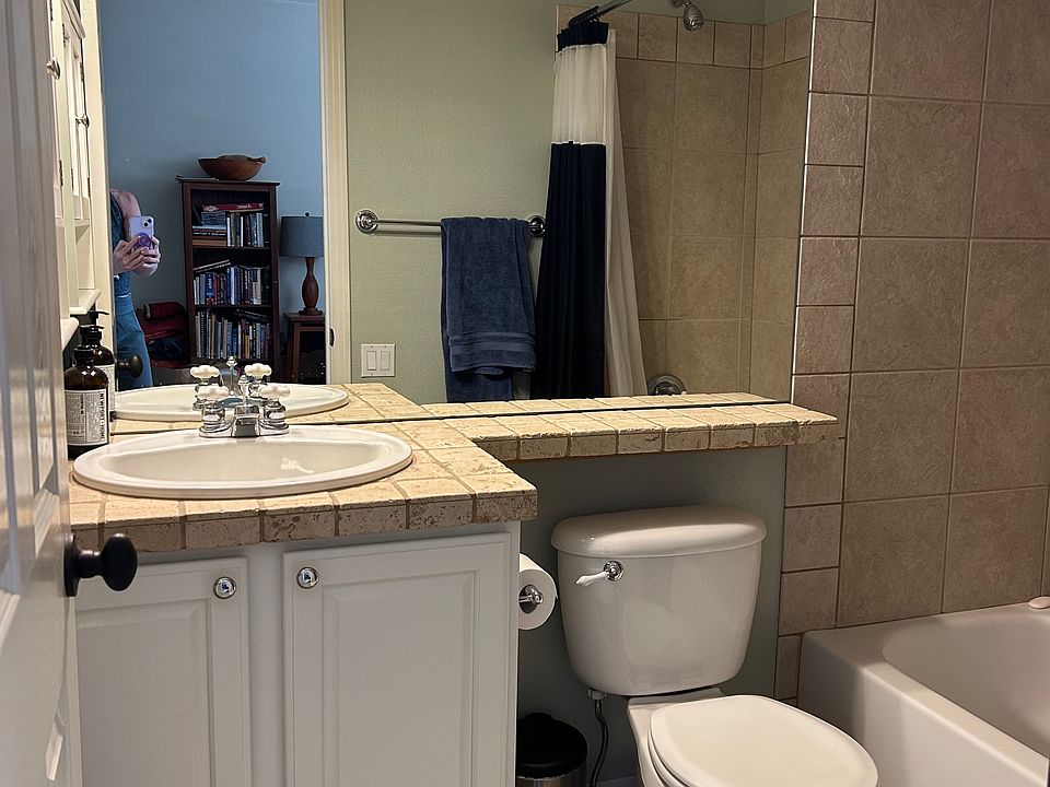 Newly updated private bath with tub/shower