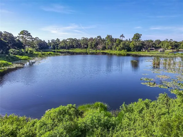 127 Debary Dr, Debary, FL 32713