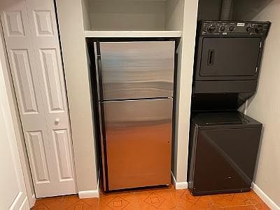 5th image of 2225 Holden Ave APT 201