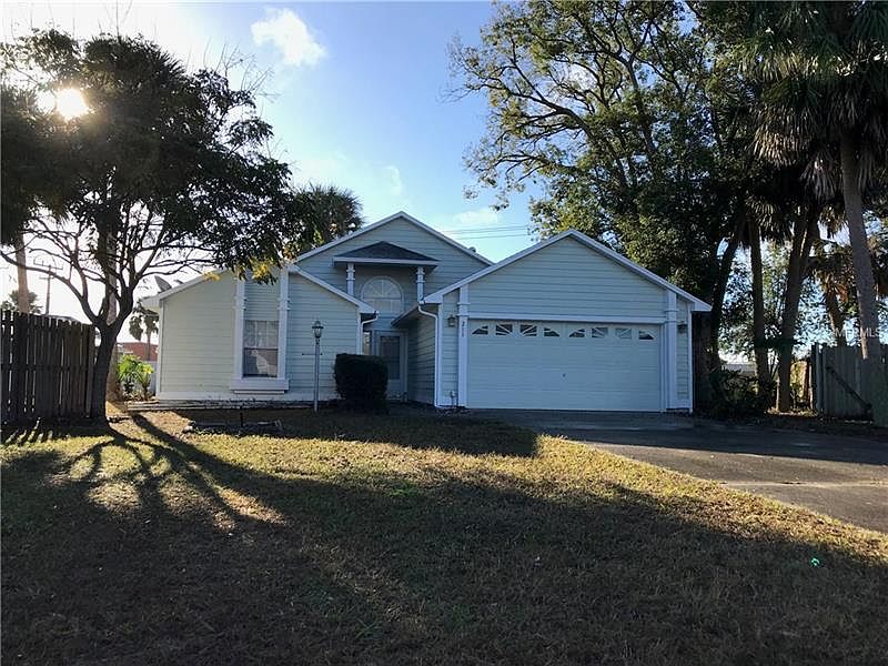 1st image of 211 S Somerset Ct