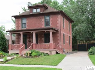 1118 N 16th St, Superior, WI 54880
