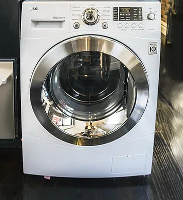 Rented by Avenues Real Estate | media 3