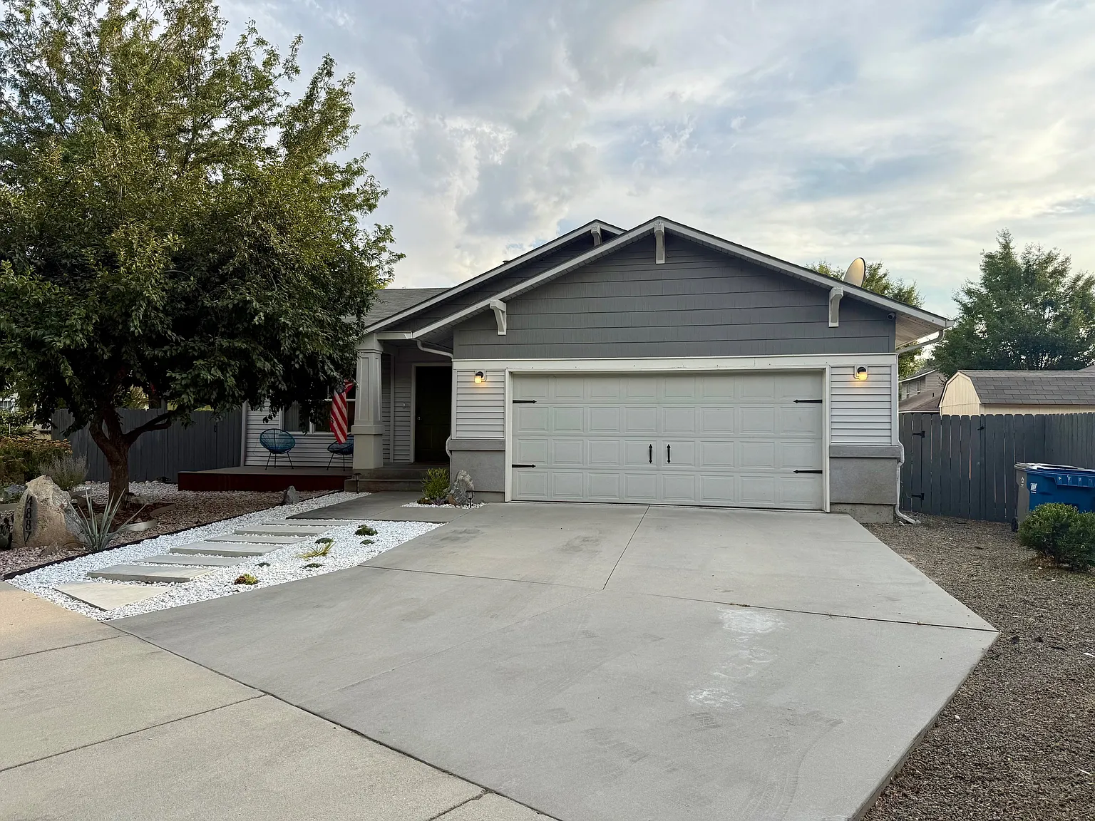 3 bed, 1266 sqft, $2,750 — Photo 2