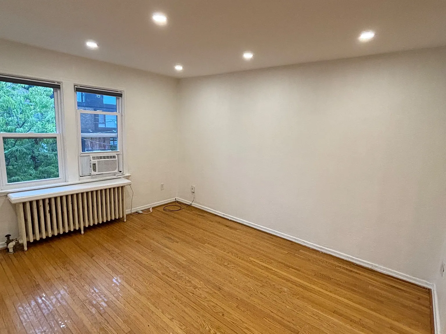 2 bed, $2,600 — Photo 4