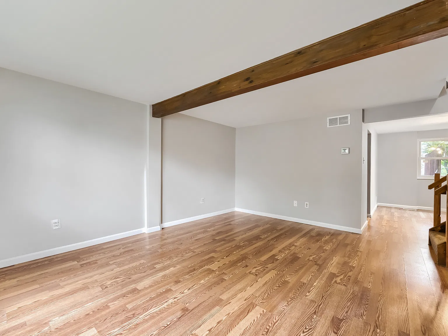39 Bon Oak Court - 1 — Photo 4