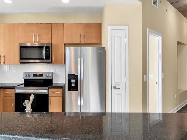 300 S Australian Ave #618 — Photo 8