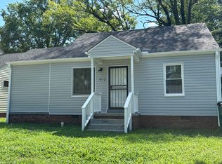 912 Burkett St, Jackson, TN 38301