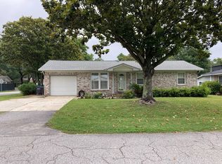 890 Randall Dr, Mount Pleasant, SC 29464