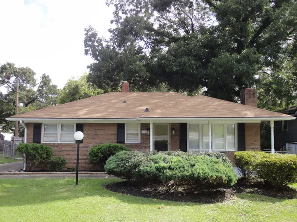 1702 Edgecombe Ave, Fayetteville, NC 28301