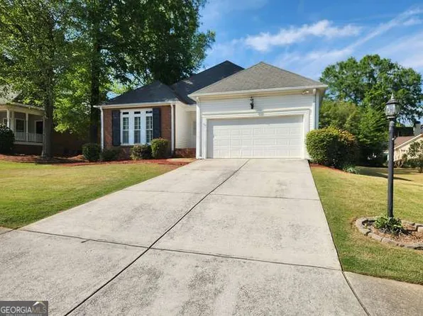 160 Fenwyck Cmns, Fayetteville, GA 30214