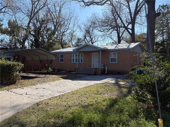 2715 Stonewall St, Brunswick, GA 31520