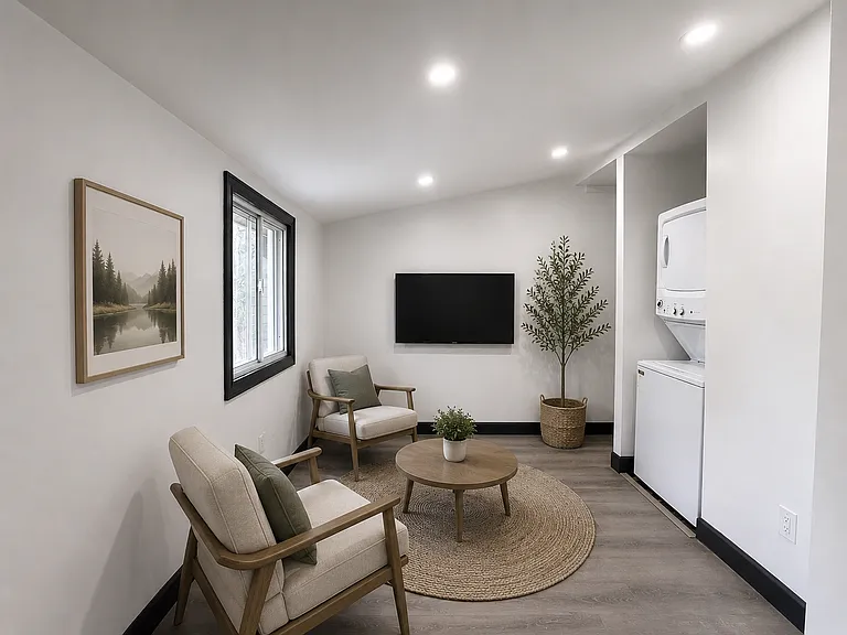 85 Mary St #2 — Photo 3