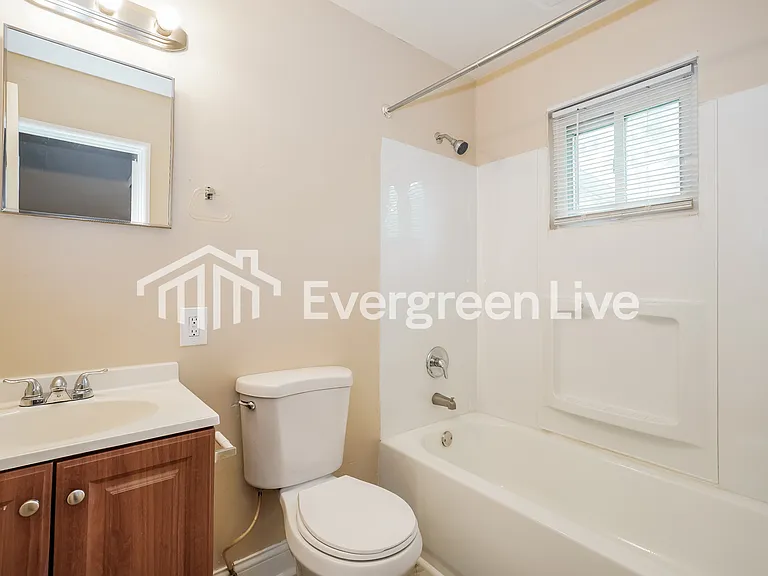 2981 Wessex Ct — Photo 11