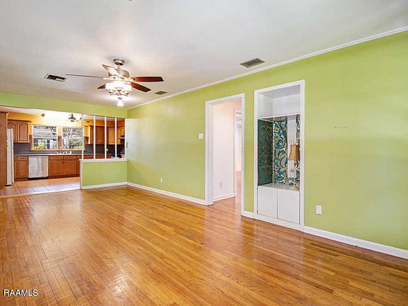 5th image of 223 Brookside Dr
