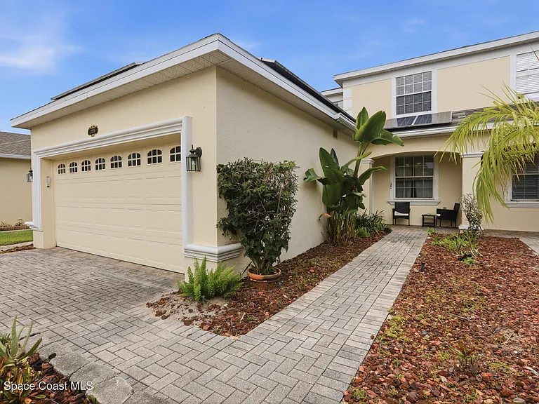2039 Tullagee Ave — Photo 6