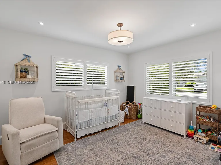 735 Benevento Ave — Photo 25