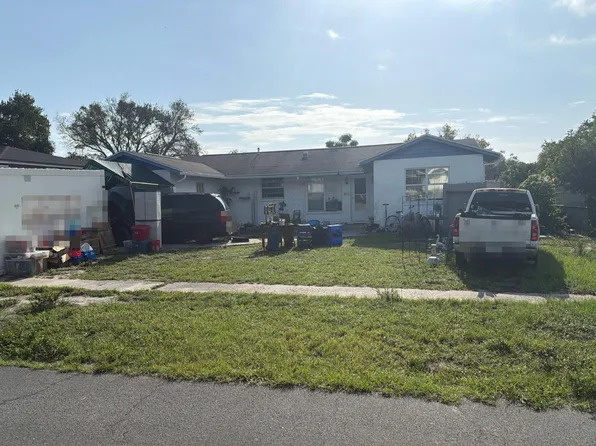 1070 Stillwater Ave, Spring Hill, FL 34606