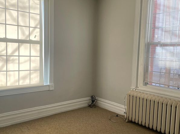 1309 W 13th St APT 1, Wilmington, DE 19806