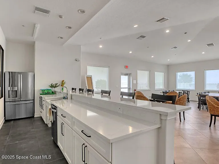 1435 S Harbor City Blvd #703 — Photo 46